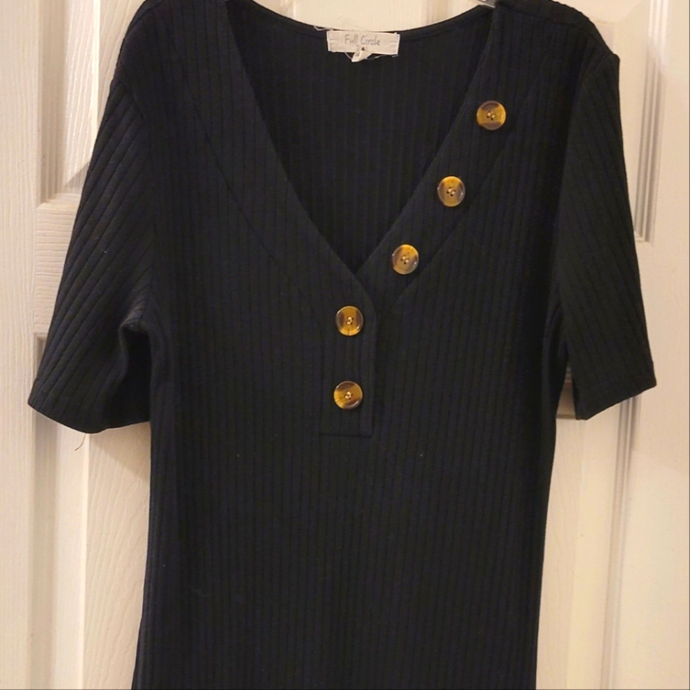 Women's slim fitting stretchy little black dress